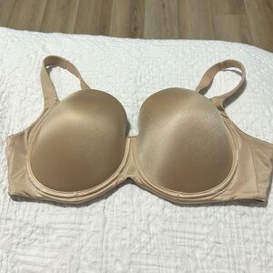 Stunning Support Smooth Full Coverage